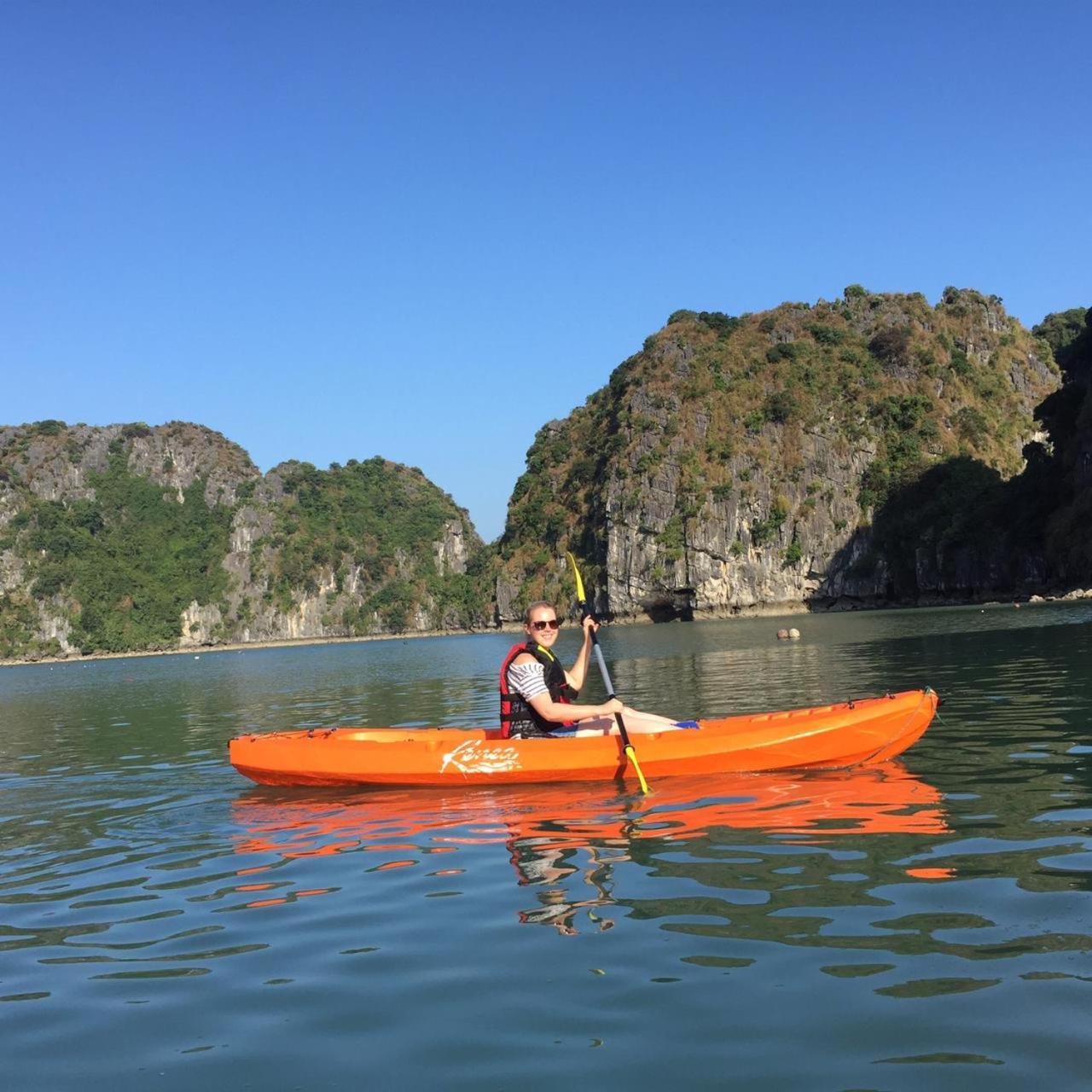 Hotel Renea Cruises Halong Hạ Long Exterior foto