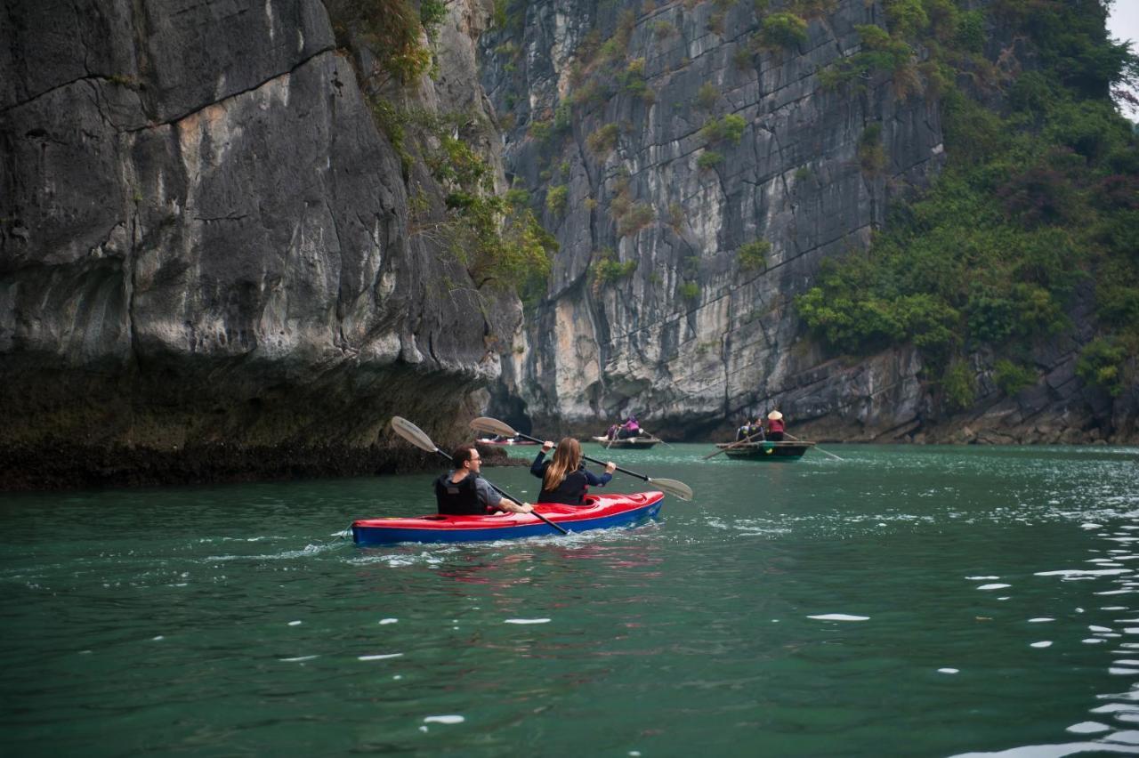 Hotel Renea Cruises Halong Hạ Long Exterior foto
