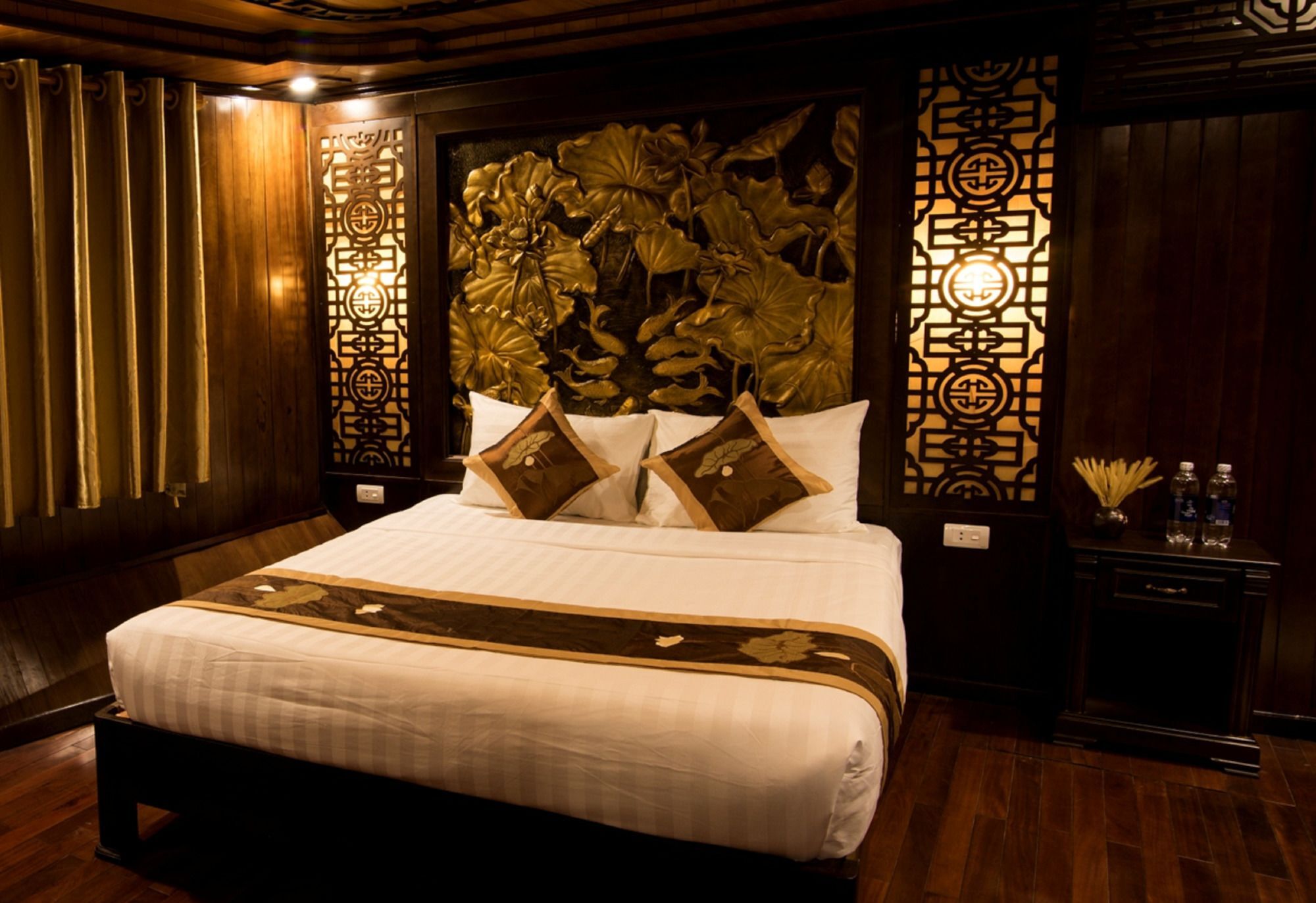 Hotel Renea Cruises Halong Hạ Long Exterior foto